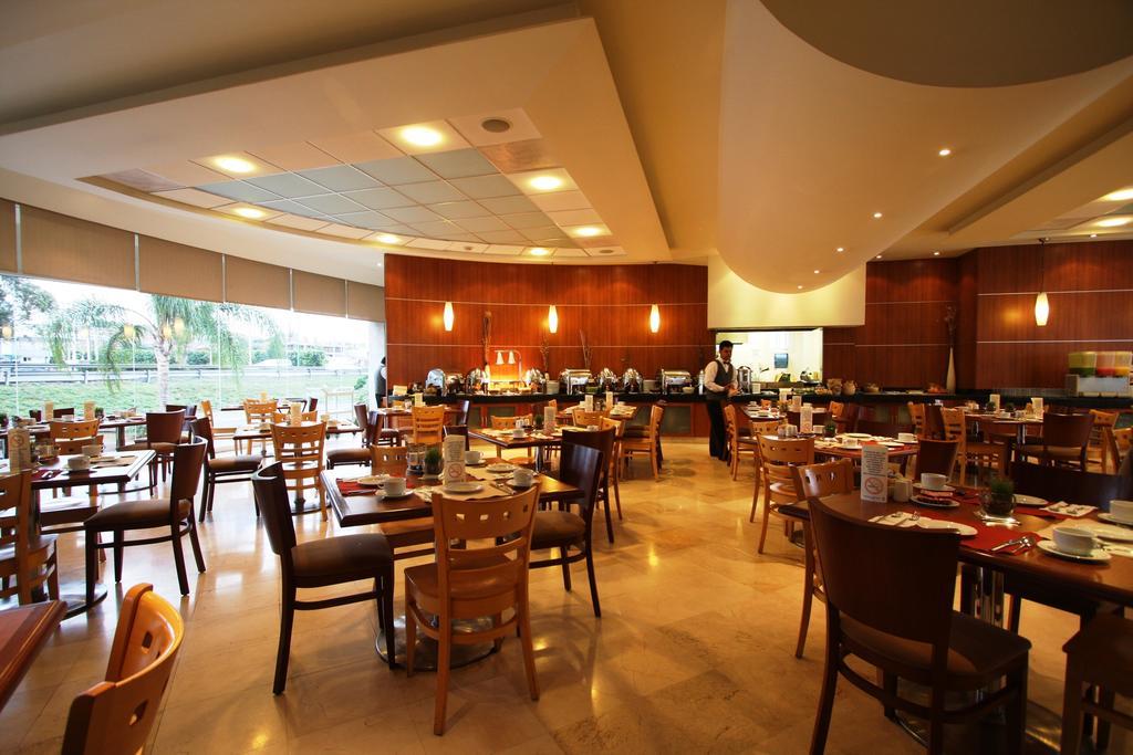 Hotel Mercury Inn كويريتارو المظهر الخارجي الصورة