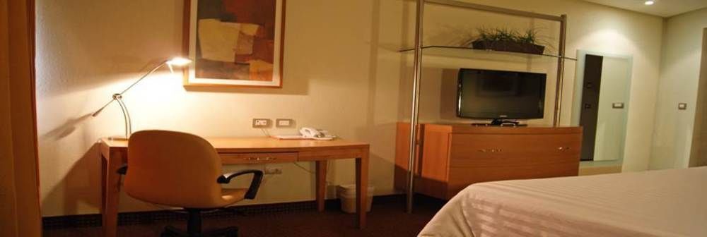 Hotel Mercury Inn كويريتارو المظهر الخارجي الصورة