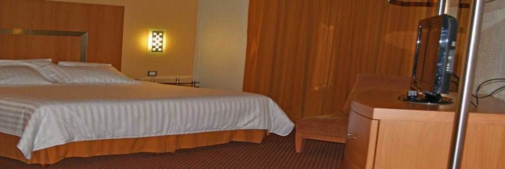 Hotel Mercury Inn كويريتارو المظهر الخارجي الصورة