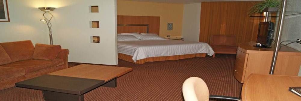 Hotel Mercury Inn كويريتارو المظهر الخارجي الصورة